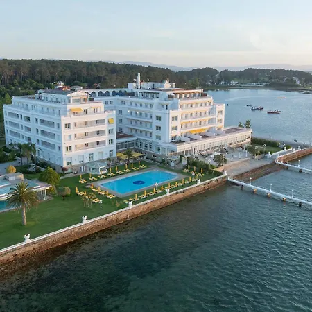Eurostars Gran Hotel La Toja-3